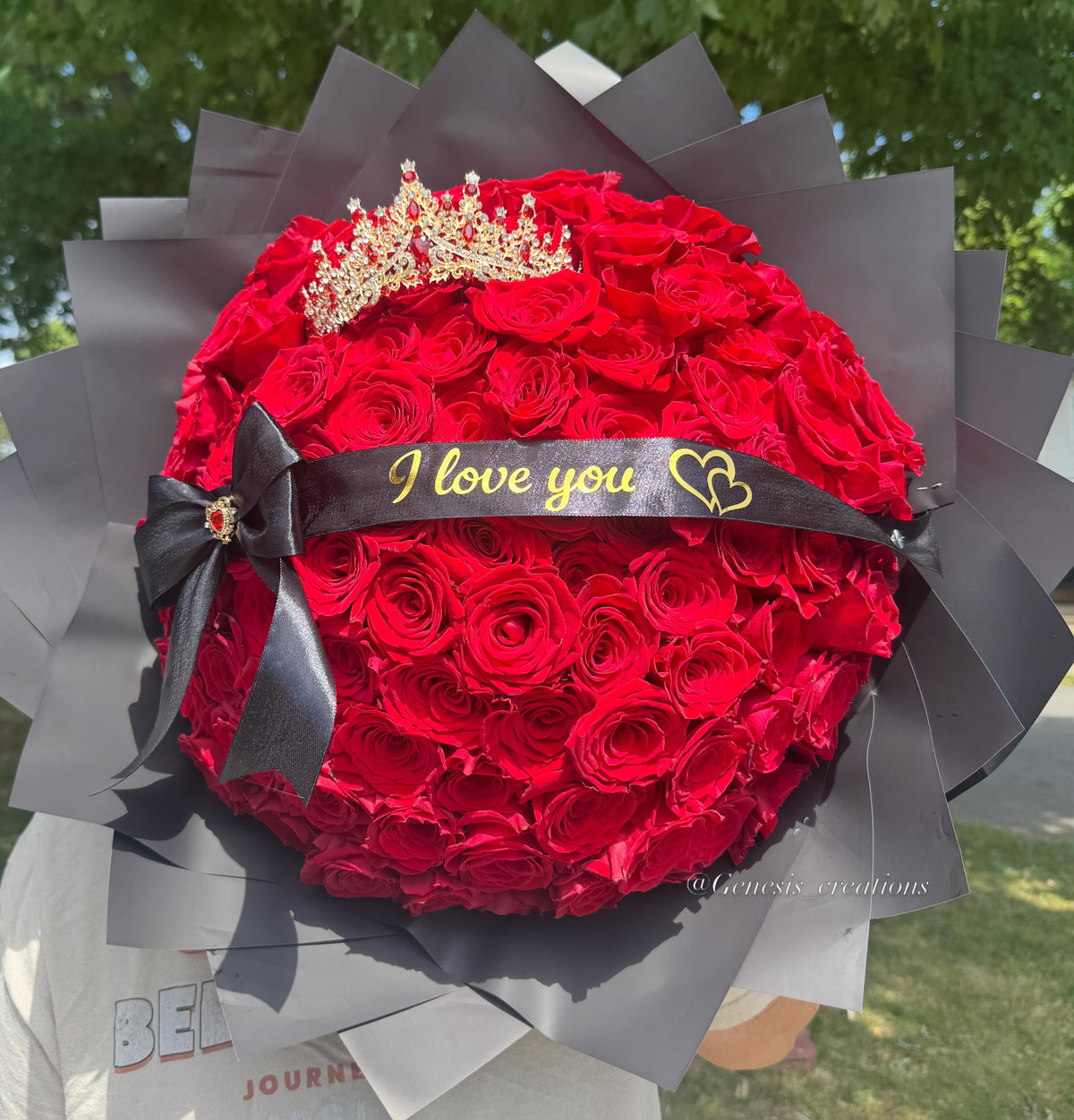 100 Red Roses Luxury Bouquet
